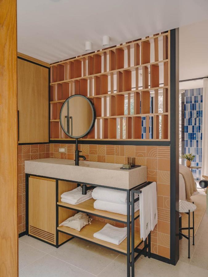 Hotel Palau Fugit Girona Exteriör bild