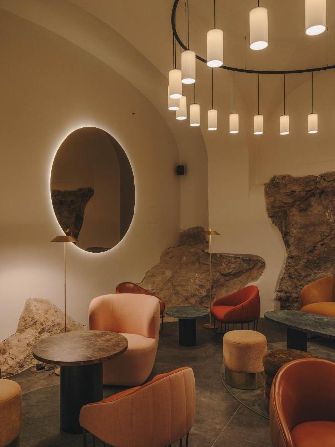 Hotel Palau Fugit Girona Exteriör bild