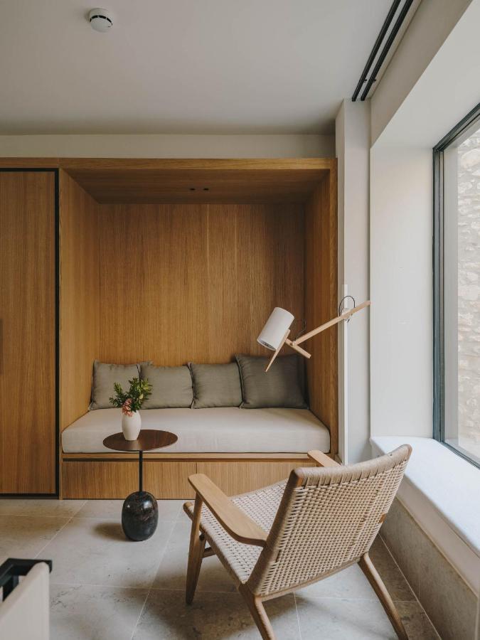 Hotel Palau Fugit Girona Exteriör bild