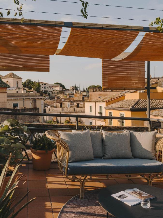 Hotel Palau Fugit Girona Exteriör bild