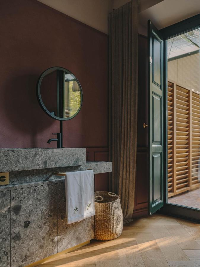 Hotel Palau Fugit Girona Exteriör bild