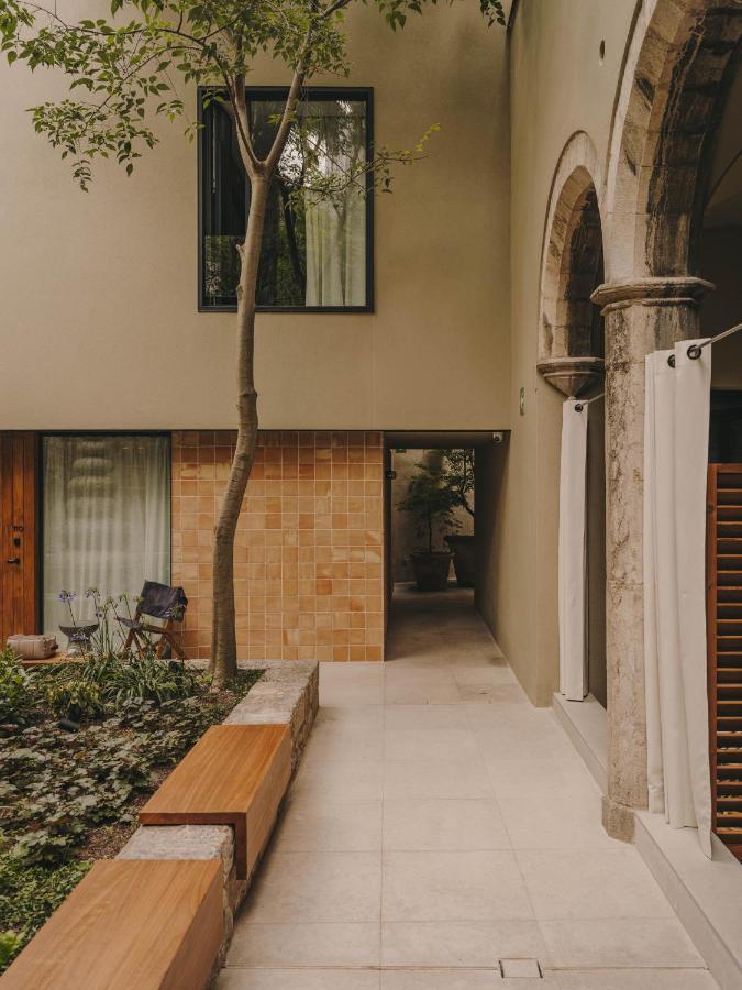Hotel Palau Fugit Girona Exteriör bild